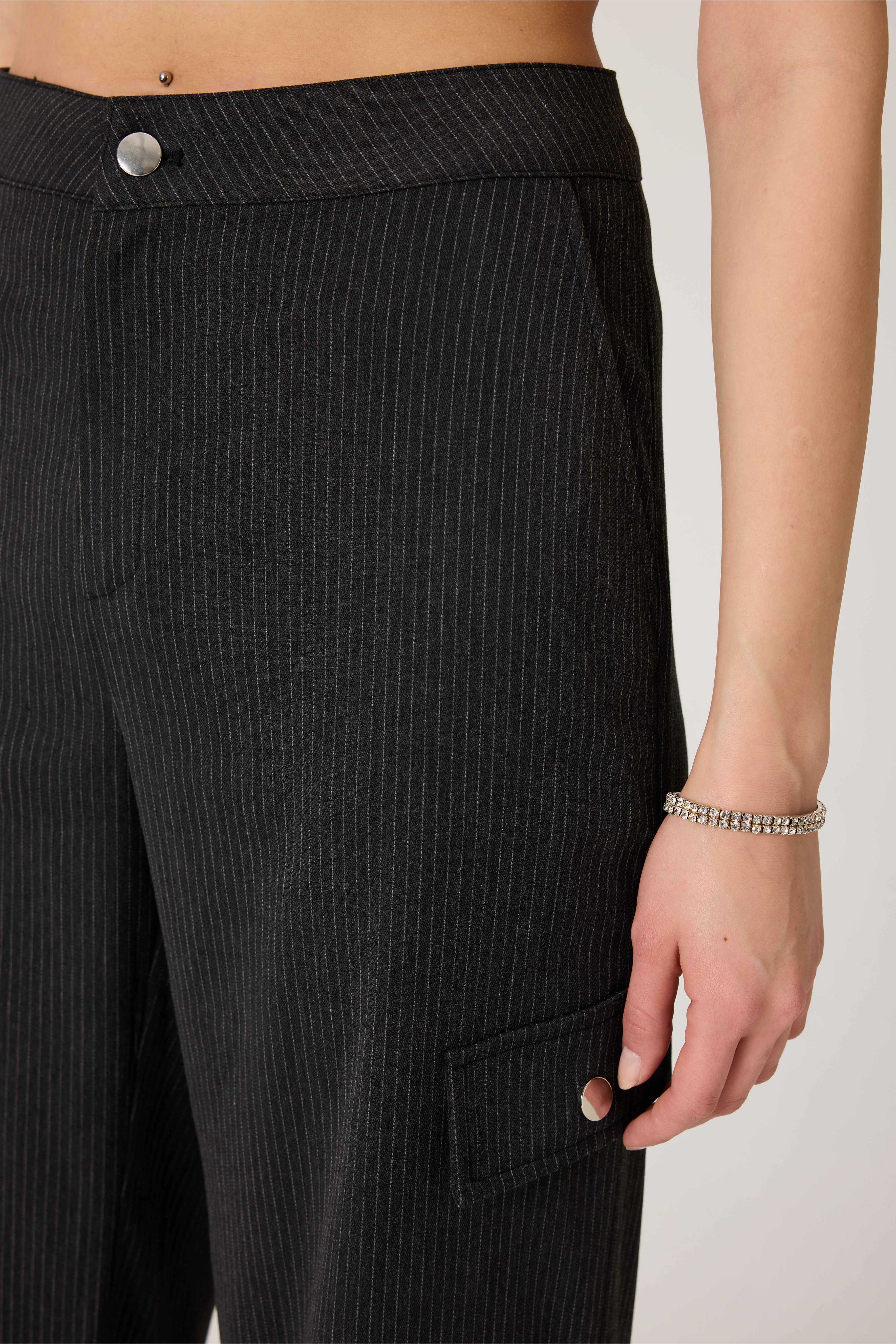 Sara Asimetrik Kargo Pantolon